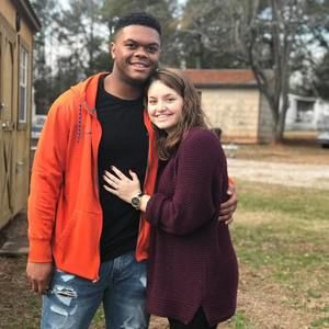 Meet your Posher, Codi lee